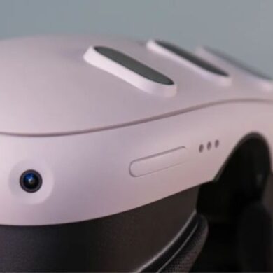 Command line here come the headset wars