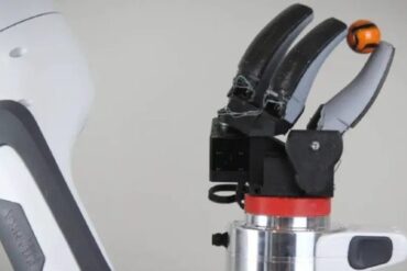 Microbot push robotic fingers
