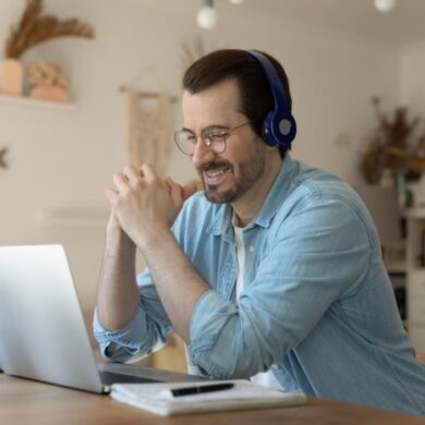 Linkedin launch audio events clubhouse twitter spaces