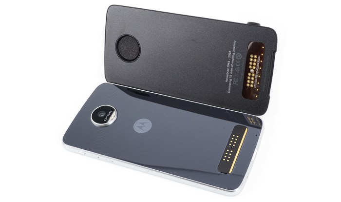 Hasselblad camera module moto z phone release