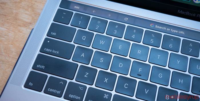 Macbook butterfly keyboard problems apple repair new materials