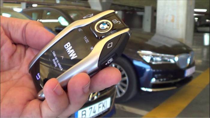 Bmw 7 series remote parking assist