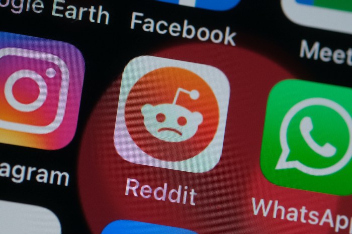 Reddit blackout api protest mod replacement threat