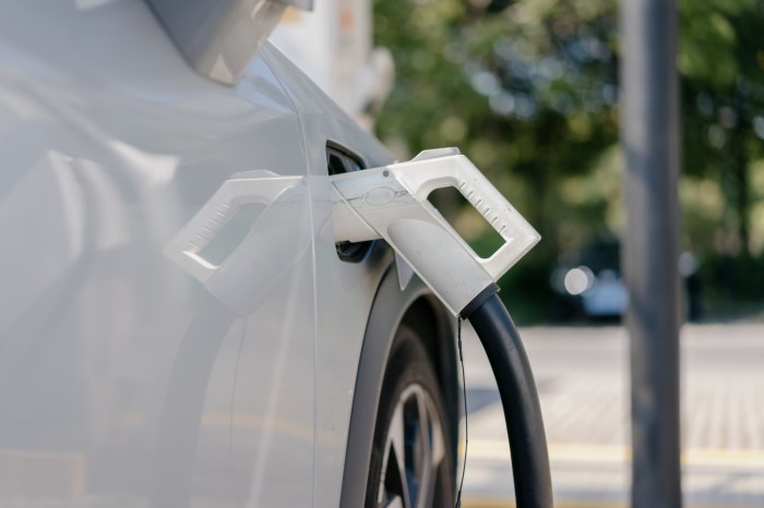 Toyota reaches ev tax credit cap