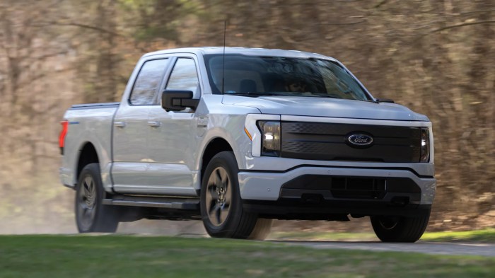 Ford f 150 lightning electric pickup truck first look photos