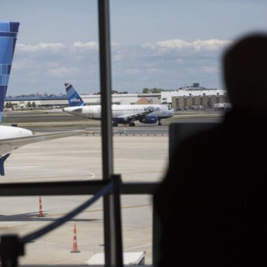 Jetblue gladly customer service overhaul text twitter