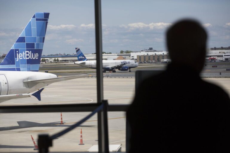 Jetblue gladly customer service overhaul text twitter