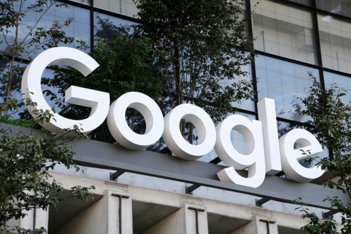 DOJ Says Google Should Be Forced to Sell Chrome in Antitrust Case ... Doj google monopoly remedies search chrome android ai