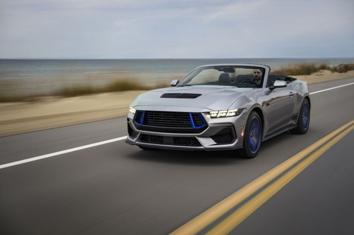 Watch ford engineers and designers gush over the incredible new gt