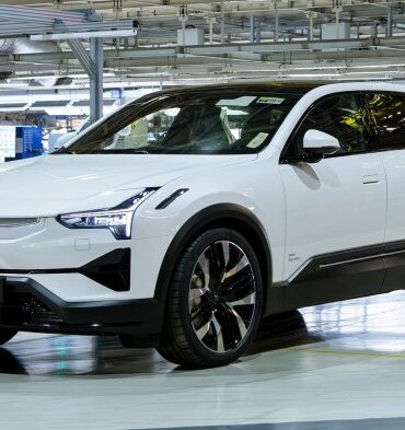 Polestar 3 ev suv sneek peek