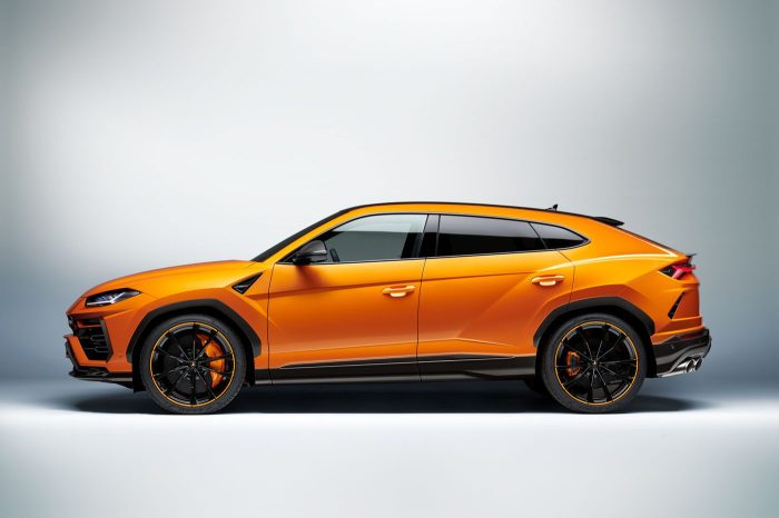 Lamborghini urus se hybrid specs price