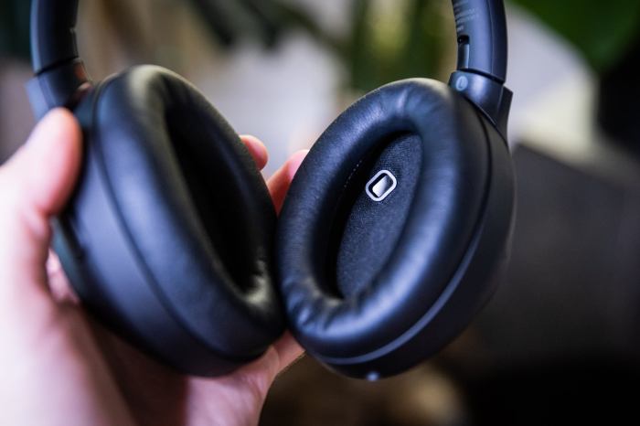 I tried refurbished sony wh 1000xm4 headphones for 218 heres what happened