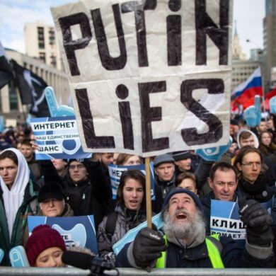 The unsung force digging through misinformation