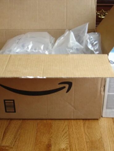 Amazon shareholders plastic packaging waste pollution