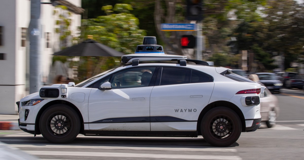 Self driving car jevons paradox robotaxi waymo cruise