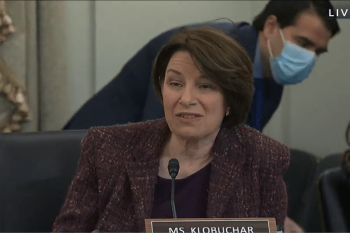 Klobuchar lummis algorithm bill section 230 misinformation teenager mental health