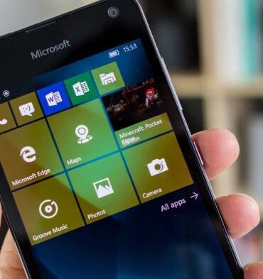 Microsoft windows foldables devices hardware software support