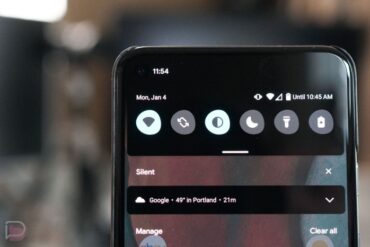 Android 12 could bring face based auto rotate feature googles pixel phones