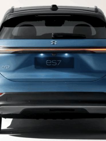 Nio layoffs california es8 sales china trade war