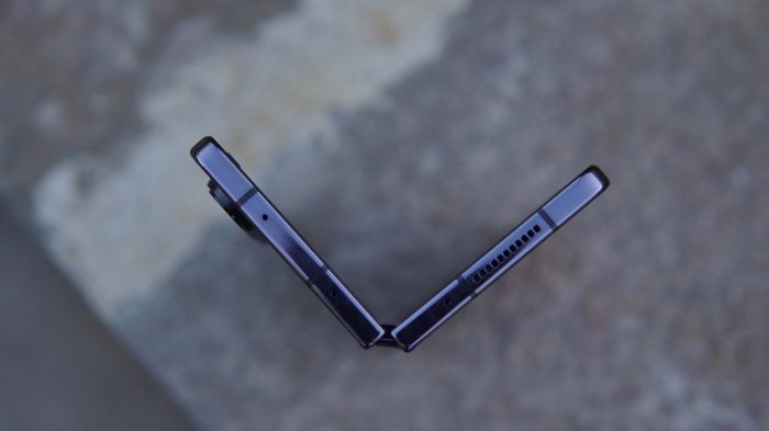 Samsung galaxy z fold 4 folding phone versatility tablet notepad