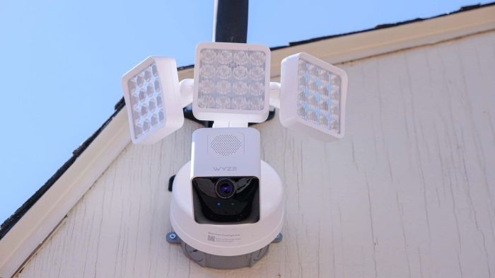 Wyze outdoor cam floodlight cam pro rumors