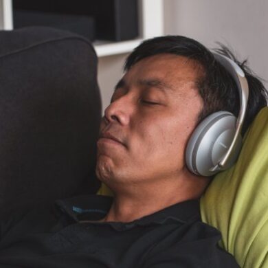 Are bose noise canceling headphones 700 earpads replaceable