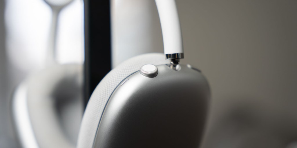 Panasonics bluetooth headphones anc have dropped new low 80