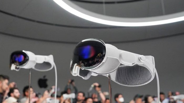 Apple vision pro guest mode update visionos 18 4 spatial gallery app