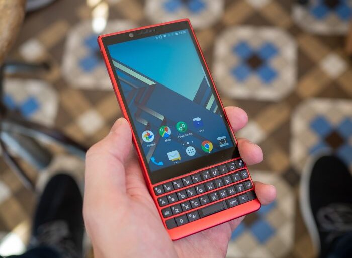 Blackberry global branding phone rights tcl