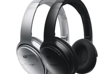 Are bose qc 35 headphones water or sweat resistant