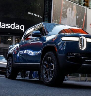 Rivian raise amazon ford new factory ipo electric pickup