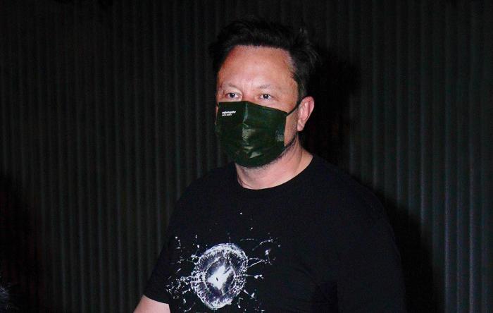 Elon must snl bingo game saturday night live