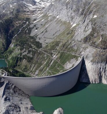 Drought heatwave hydropower western us low