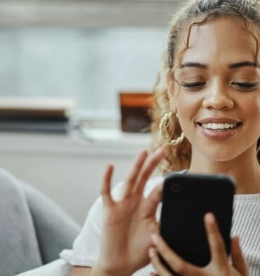 Broaden your horizons with micro learning app headway now 48 for a lifetime sub