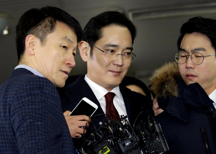 Jay y lee apology samsung heir bribery