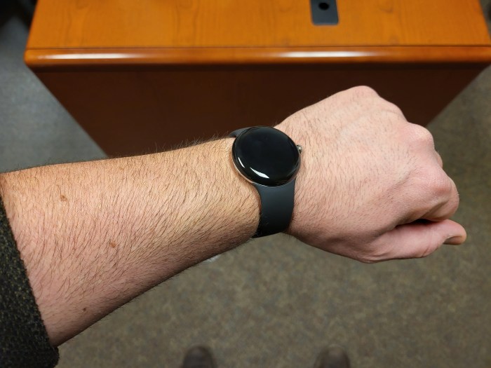 Google pixel watch leaked hands on images