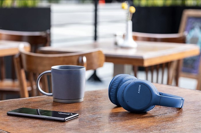These midrange noise canceling sony headphones are over 100 off at amazon
