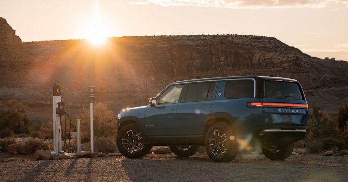 Rivian brings ev charging to yosemite