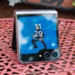 Dont let samsung rip you off get the z flip 5 for half the flip 6s price on prime day