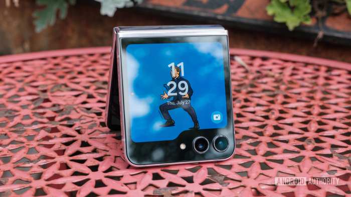 Dont let samsung rip you off get the z flip 5 for half the flip 6s price on prime day