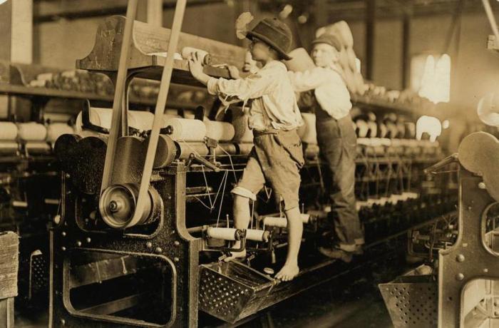 Foxconn empty factories wisconsin jobs loophole trump
