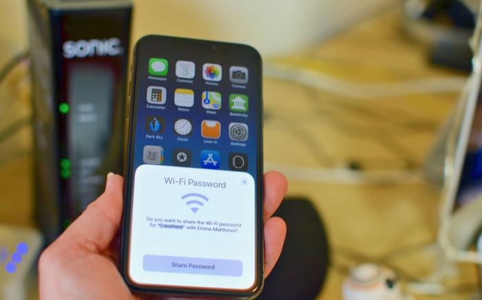 Sharing fi wi ios wifi share password how friends iphone imore network does work part Apple ios 11 wifi sharing update router password