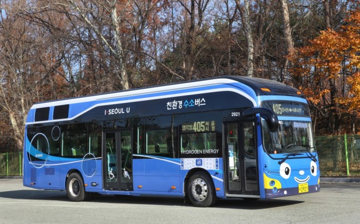 Electric korea south bus inhabitat seoul first commerical unveils article transport Hyundai electric bus elec city korea range