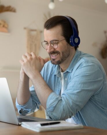 Linkedin launch audio events clubhouse twitter spaces