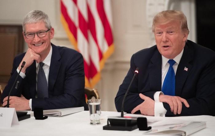 Tim cook trumps executive orders apple