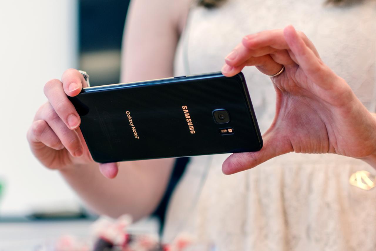 Samsung galaxy note 7 production suspended fire recall