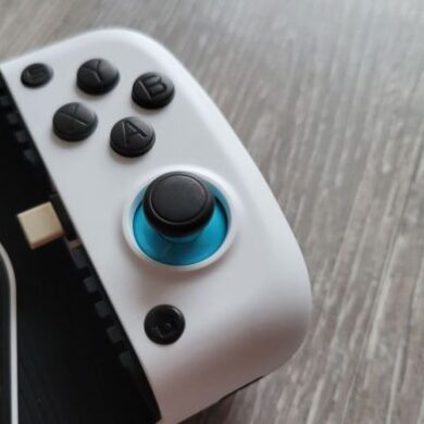 Razer kishi vs gamesir x2 bluetooth mobile controller