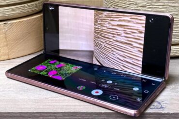 Samsungs galaxy z flip 3 and z fold 3 are reportedly selling hotcakes korea